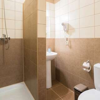 Гостиница Русское подворье Ростов Двухместный Мансардный первой категории с раздельными кроватями-4