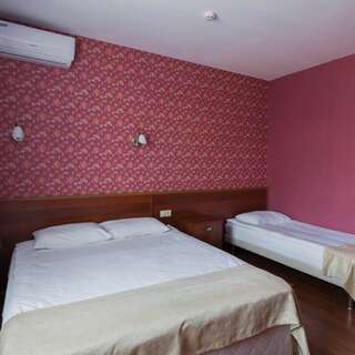 Гостиница Русское подворье Ростов Трехместный первой категории-7