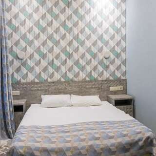 Гостиница Русское подворье Ростов Четырехместный семейный двухкомнатный первой категории-1